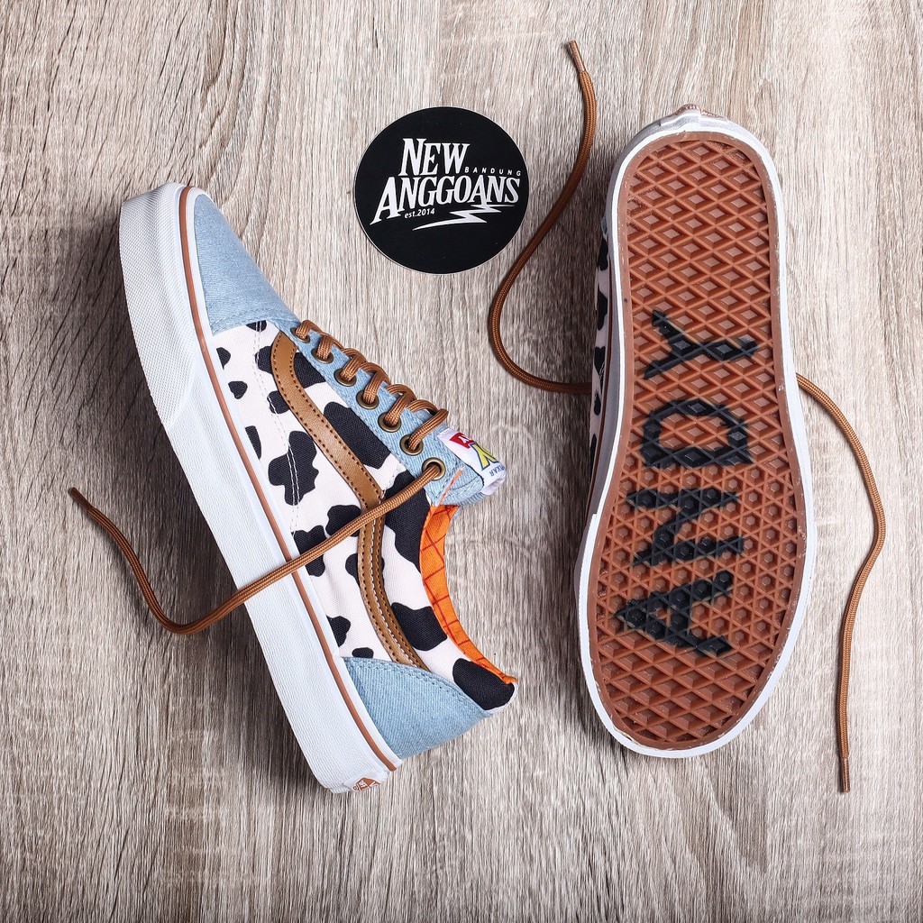 Toy story vans clearance cow