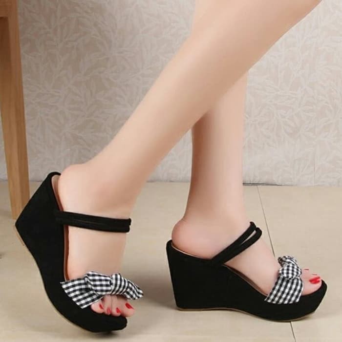 Sepatu deals wedges shopee