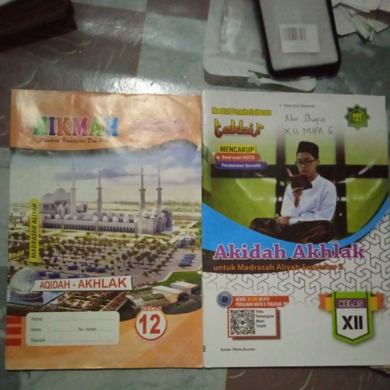 Jual Buku Lks Akidah Akhlak Kelas 12 Semester 1&2 | Shopee Indonesia