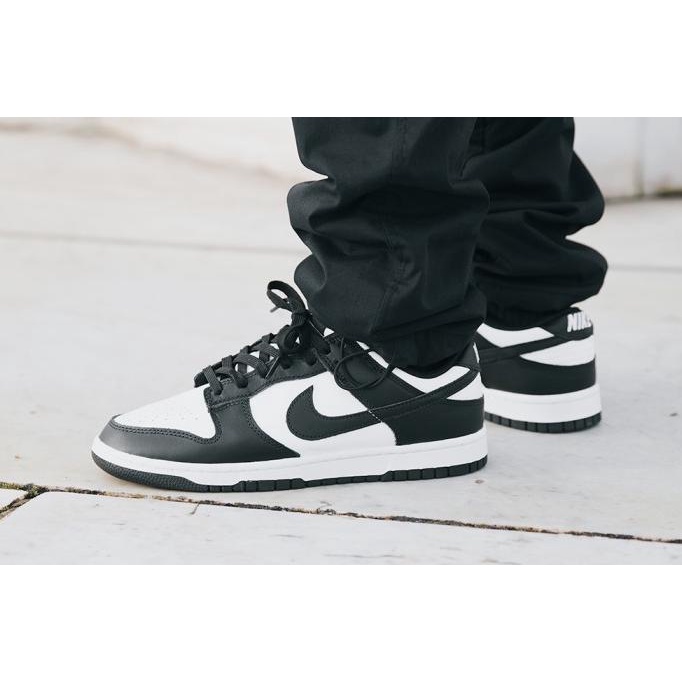 Jual Sepatu Nike Dunk Low Black and White 