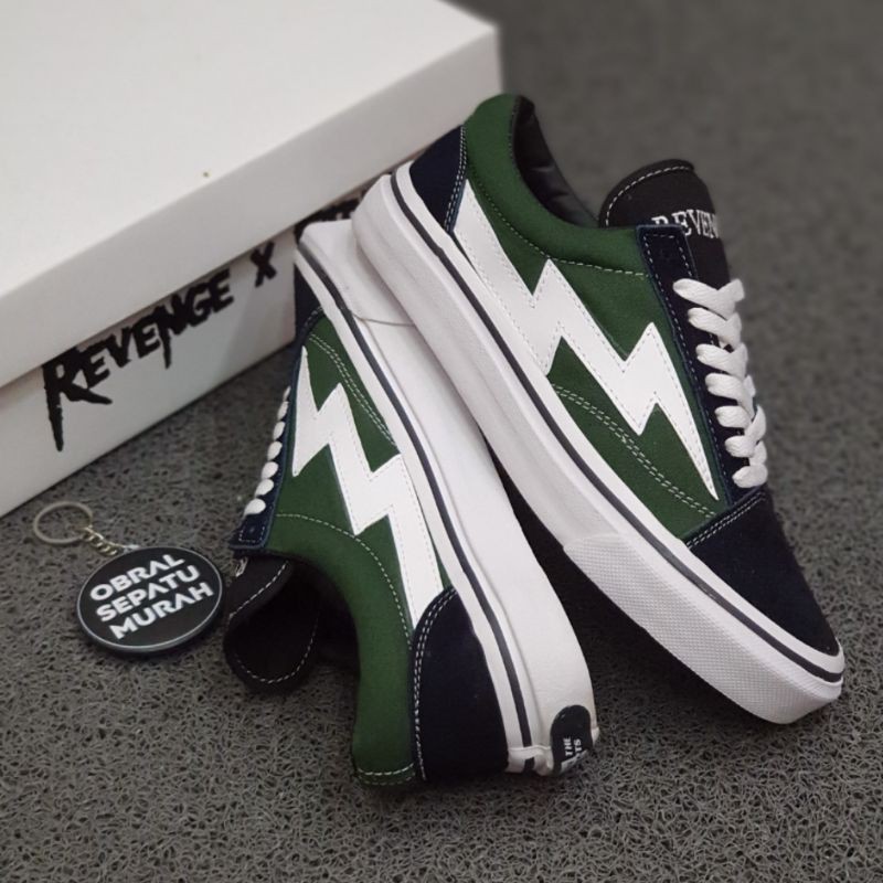 Jual sepatu deals revenge x storm