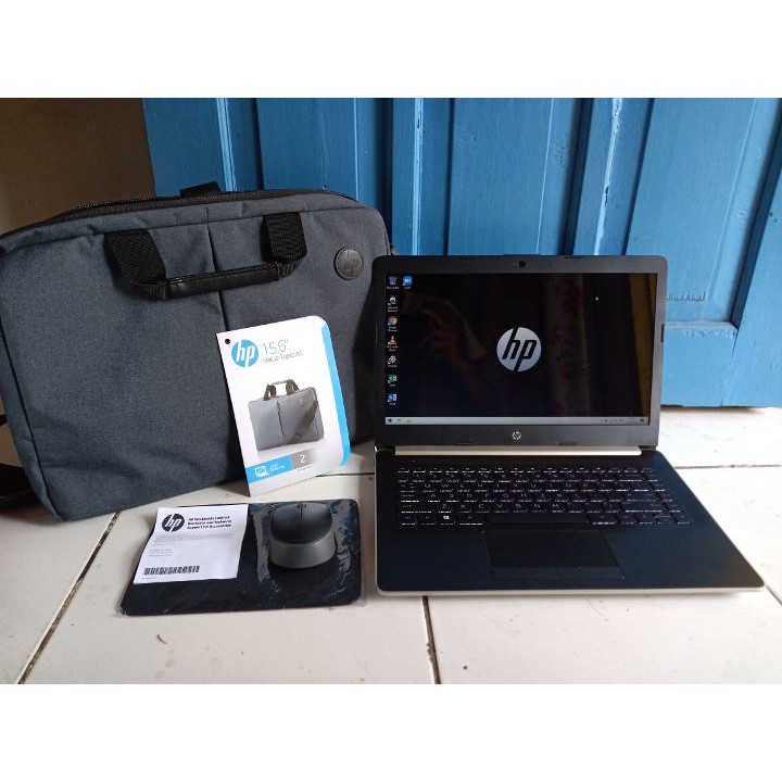 Jual HP 14-CM0094AU AMD ATI Radeon R2 Gold RAM 4GB HDD 1TB Slim Tipis ...