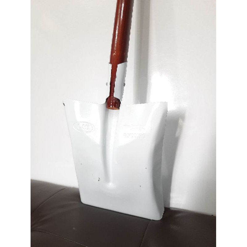 Jual Sekop Rata Baja Gagang Kayu CRICTON JMJ / Sekop Pasir gagang kayu ...