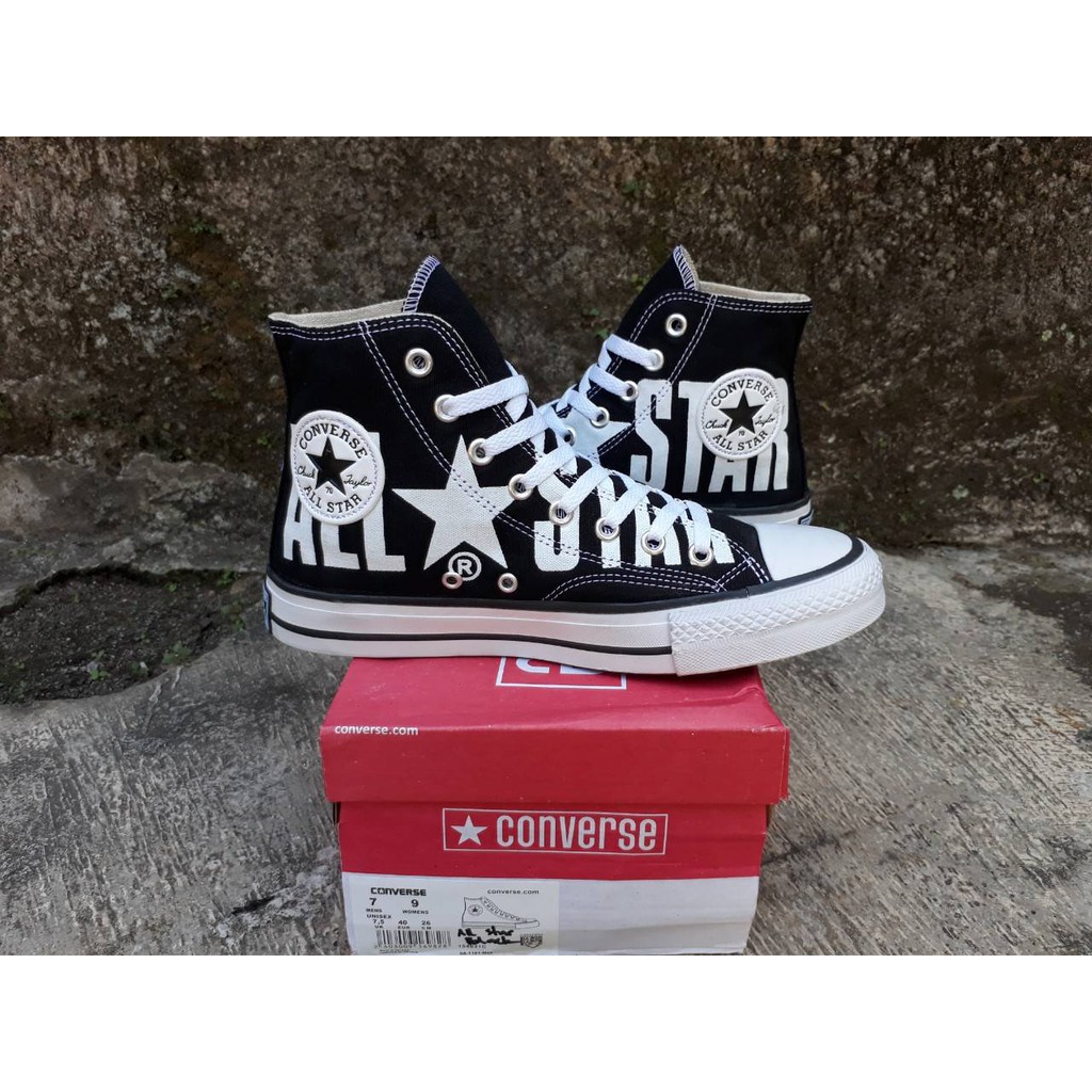 Sepatu hotsell converse motif