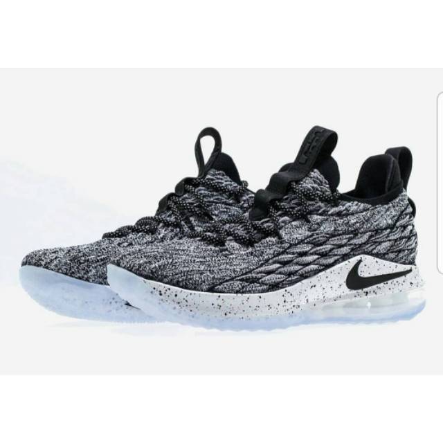 Lebron xv store low oreo