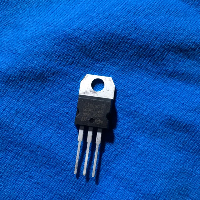 Jual ic L7805CV LM7805 AN7805 A05 | Shopee Indonesia