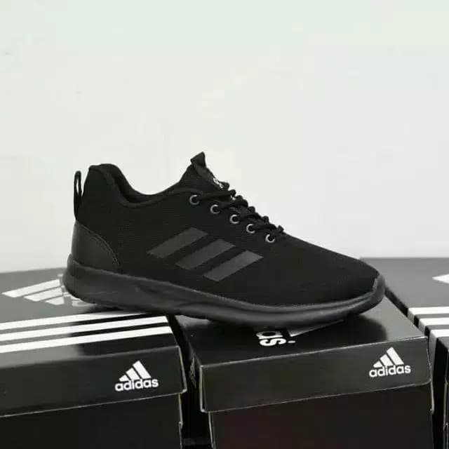 Sepatu adidas full black store