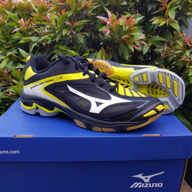 Mizuno on sale wlz 3