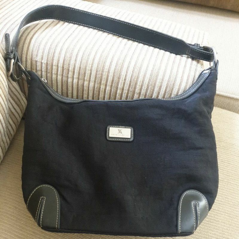 Andre valentino bag 2025
