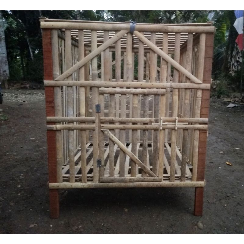 Jual Kandang Ayam Bambu Rakitan Warna Orijinal | Shopee Indonesia