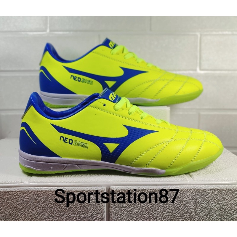 Sepatu futsal outlet mizuno terbaru 2014