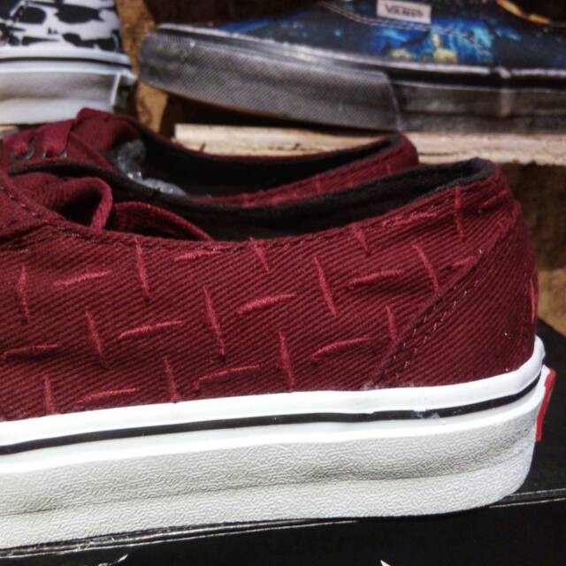 Vans shop metallica maroon