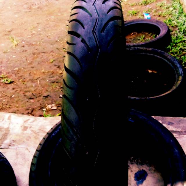 Jual Jual ban R17 seken jenis tubless uk 80/90-17 | Shopee Indonesia