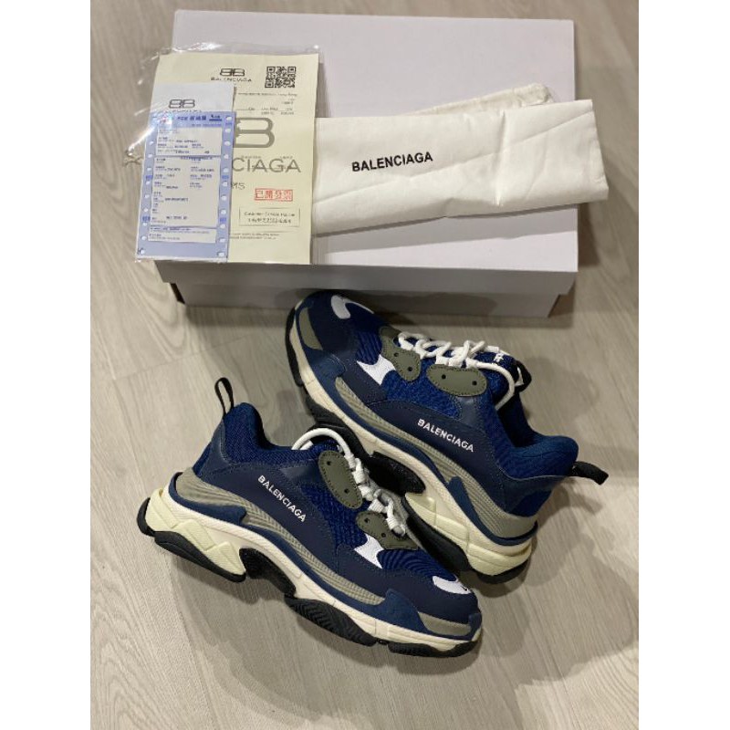 balenciaga triple s navy