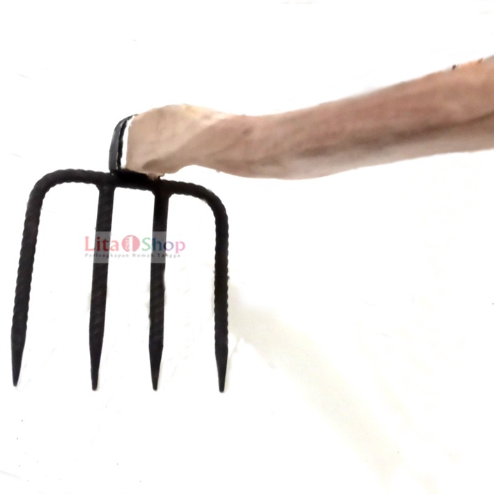 Jual Garu Gacok Cangkrang Gagang Kayu \ Garpu Cangkul Taman Besar ...