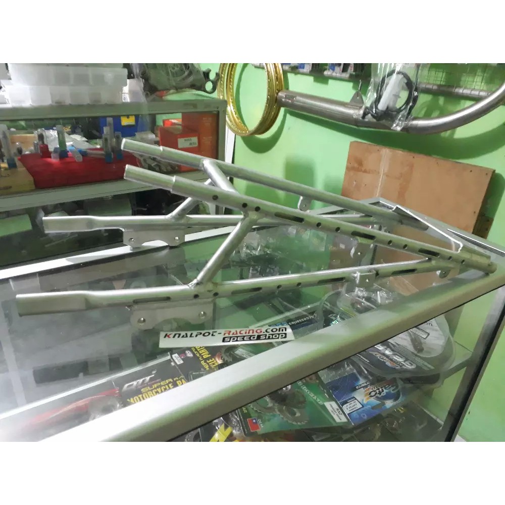Jual Subframe Ninja Lengkap Dudukan Footstep Kawasaki Ninja | Shopee ...