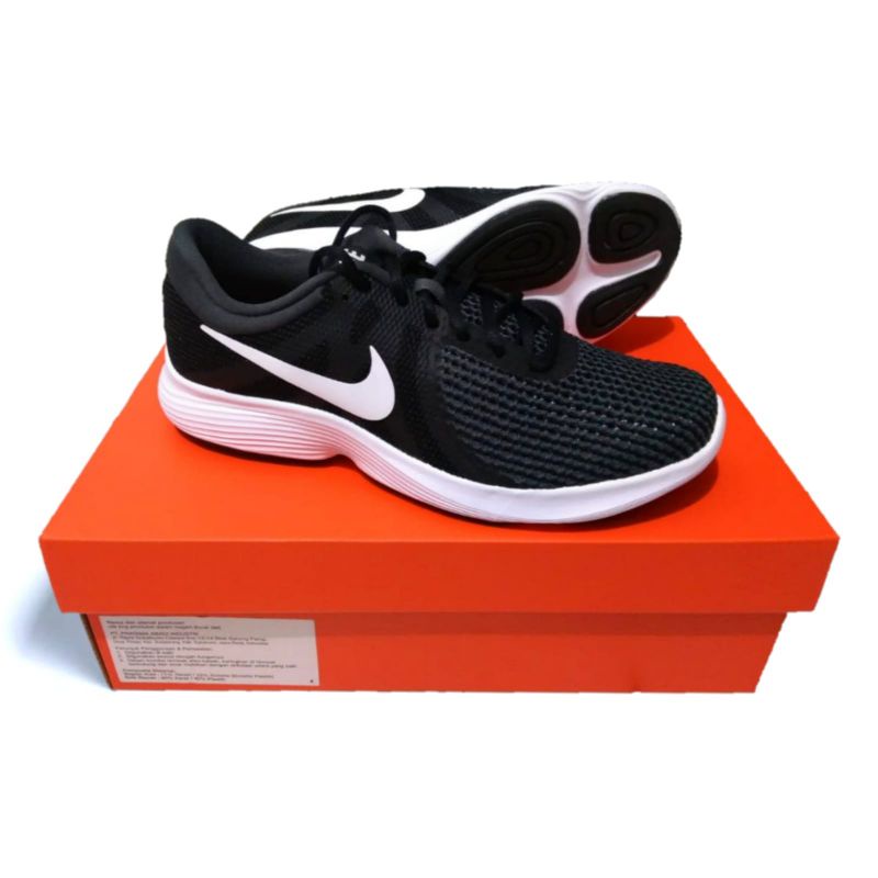 Harga sepatu shop nike revolution 4