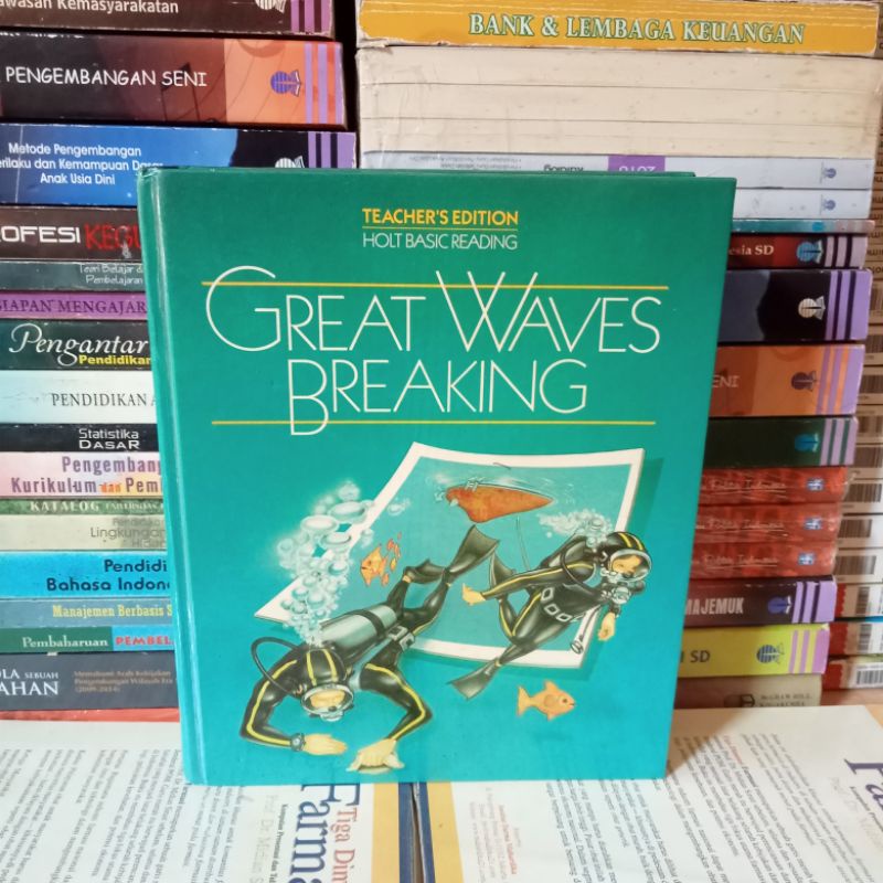 Jual GREAT WAVES BREAKING HOLT BASIC READING LEVEL 17 | Shopee Indonesia