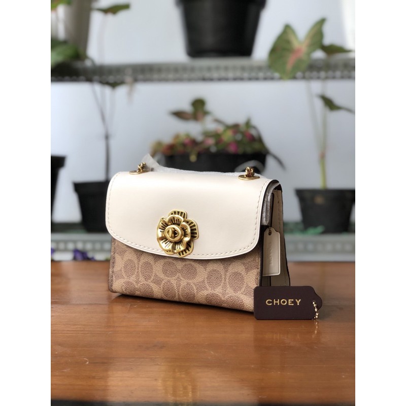 Jual Coach Parker 18 Signature Tan chalk Shopee Indonesia