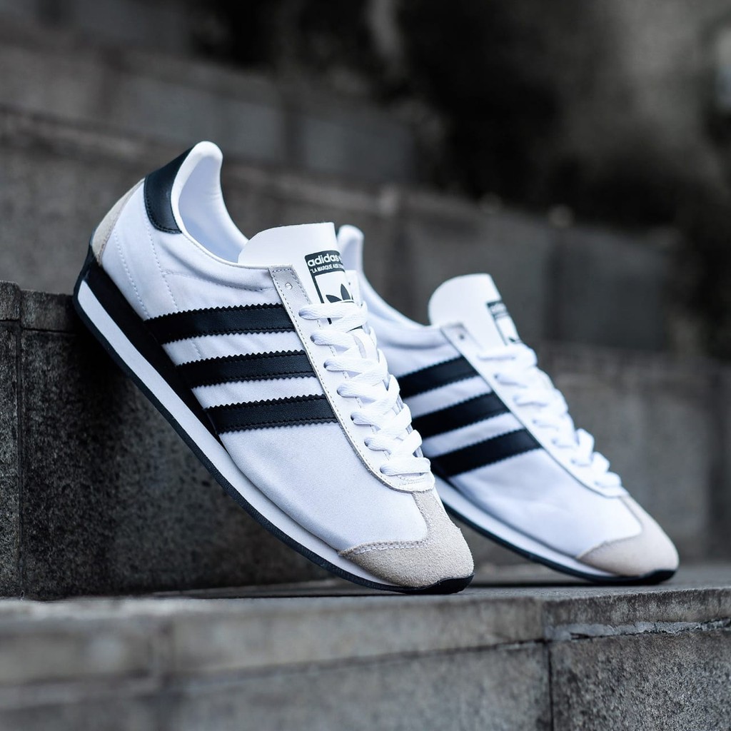 ADIDAS CLASSIC COUNTRY OG WHITE BLACK