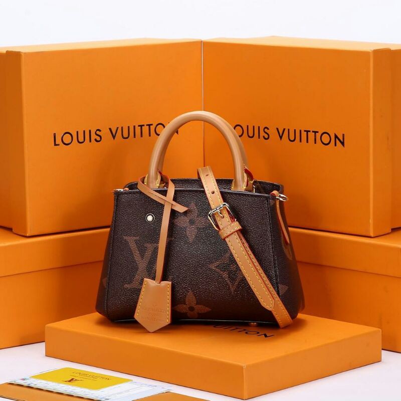 Louis Vuitton Montaigne Mini