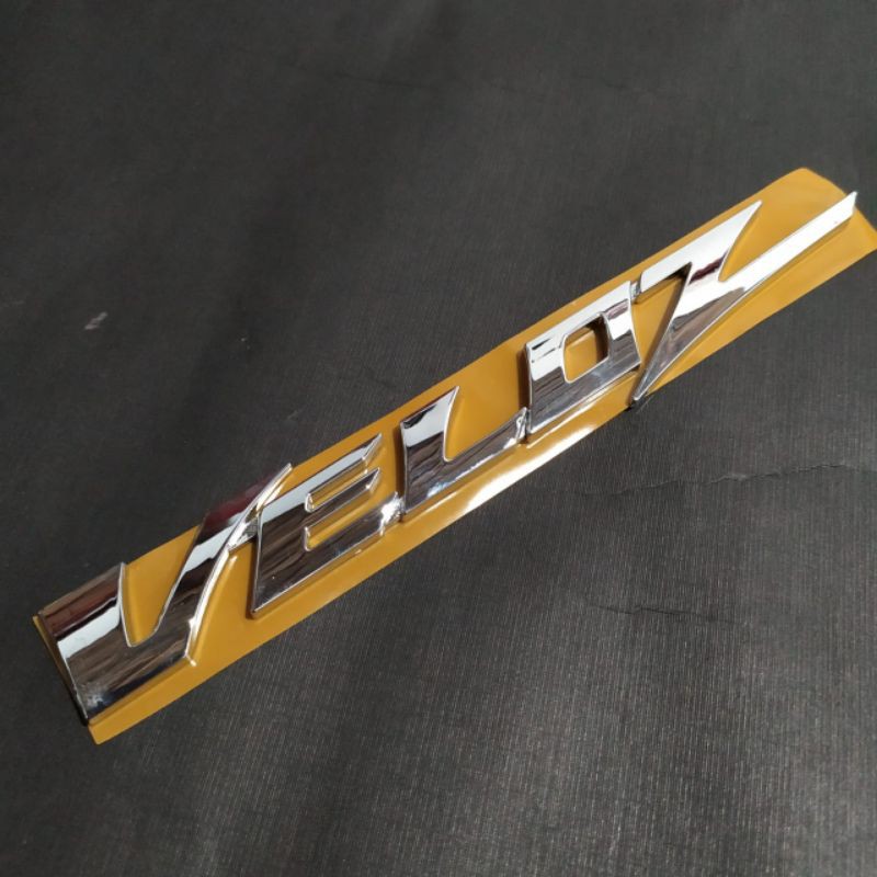 Jual Emblem Toyota avanza Veloz / new veloz | Shopee Indonesia