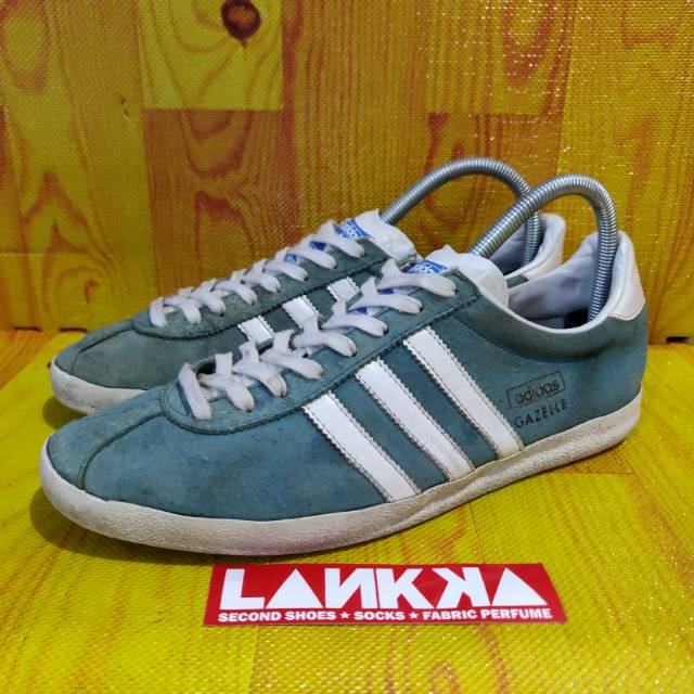 Adidas gazelle og royal blue store