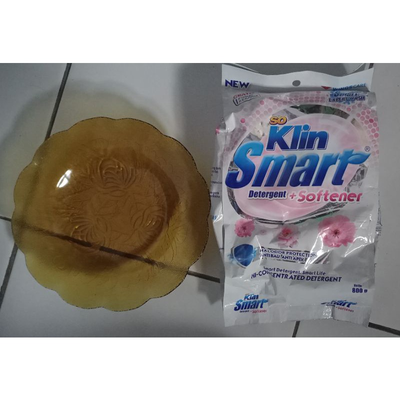 Jual so klin smart detergent + softener 800 gram gratis 1 piring cantik ...