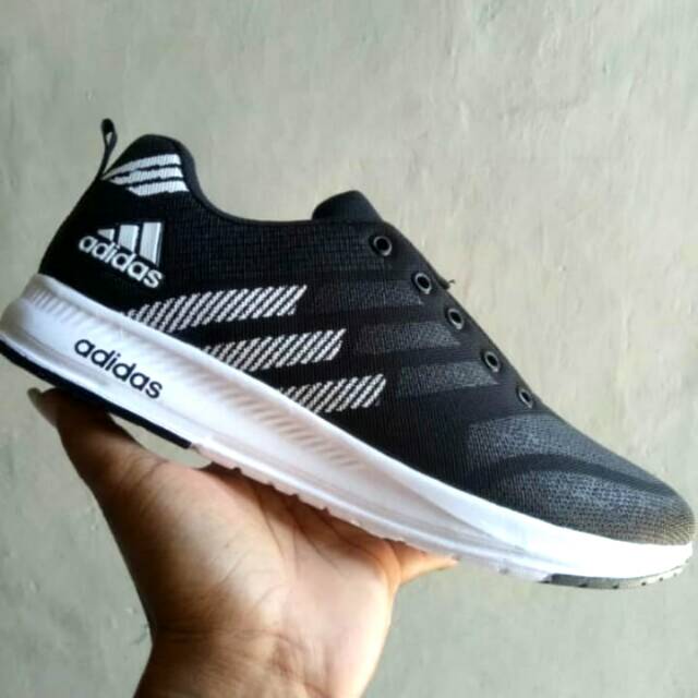 Foto sepatu adidas on sale kw