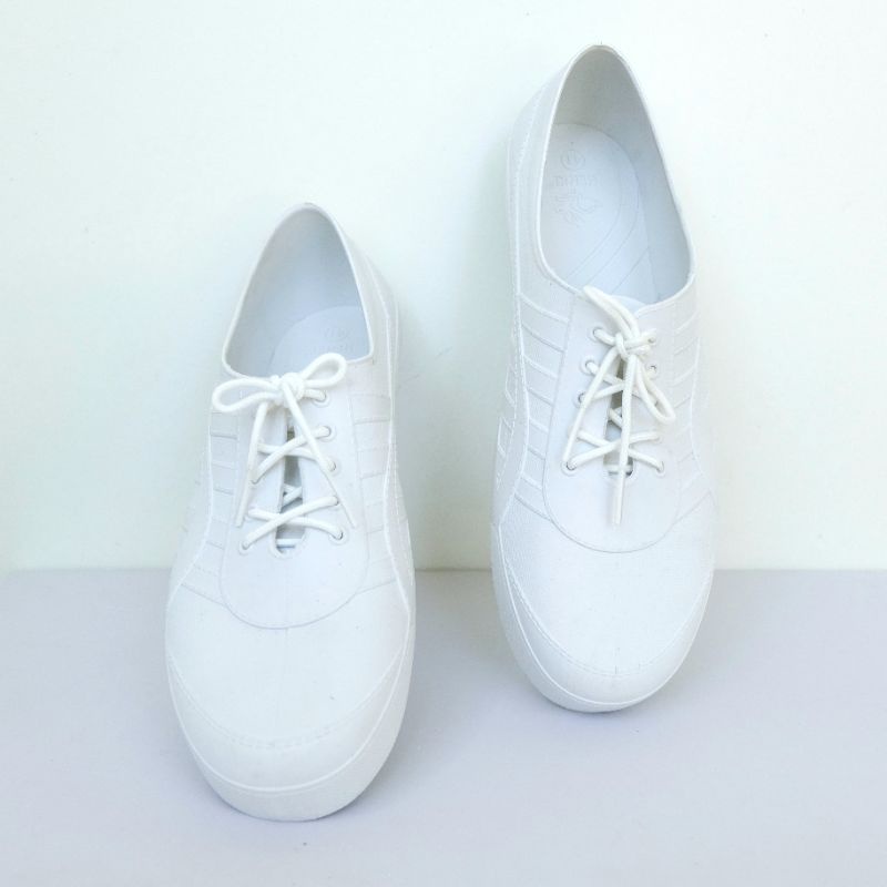 Jual SEPATU BOLA putih | HENKI soccer shoes pole pool pul duri ringan ...