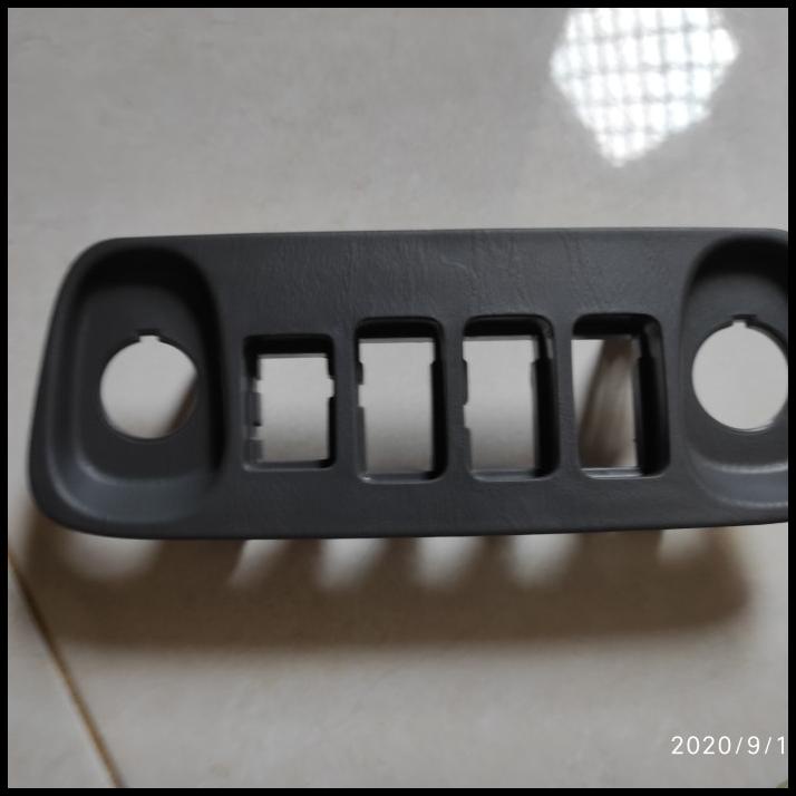 Jual Panel Switch Innova 2004-2015 Warna Abu-Abu | Shopee Indonesia