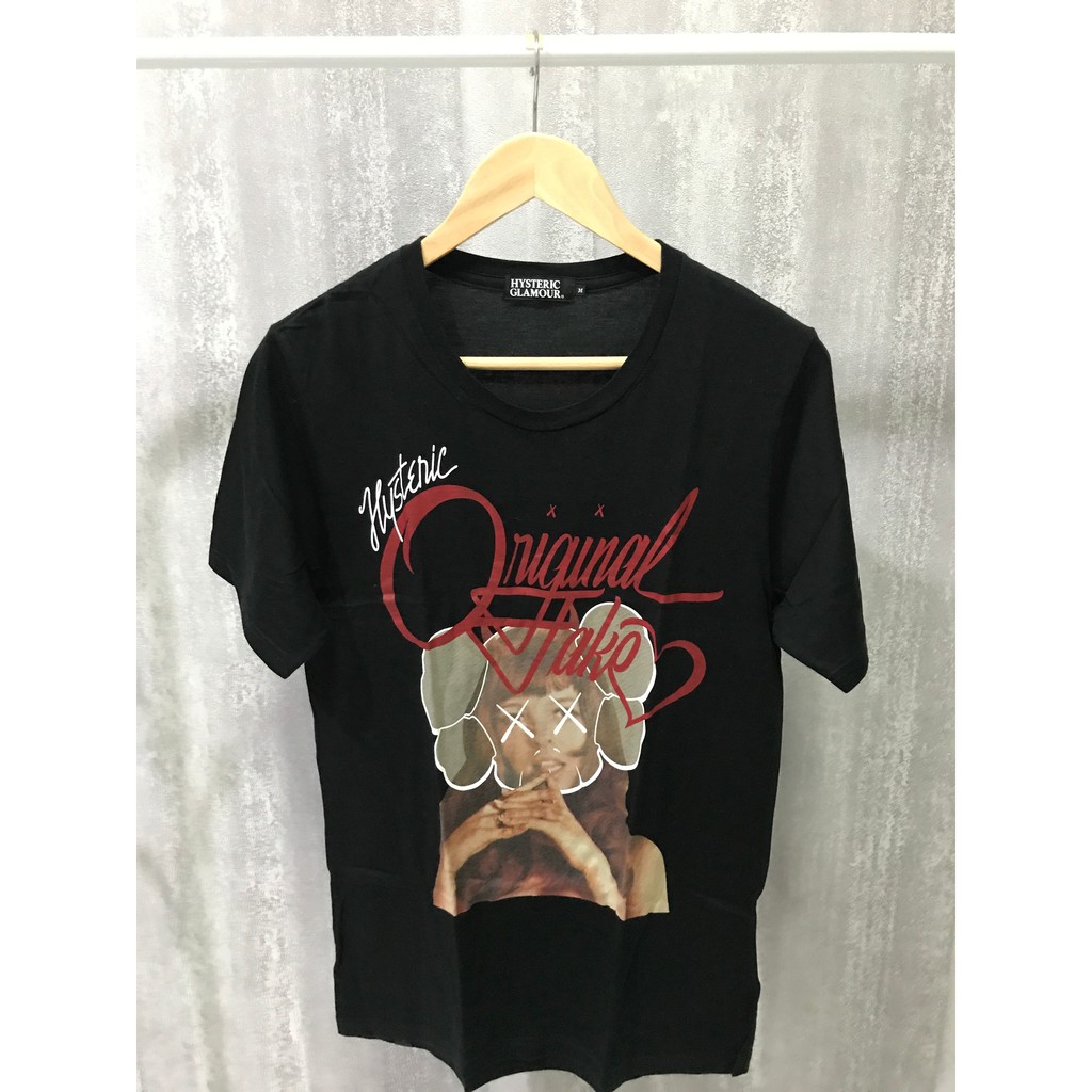 Hysteric Glamour Short Sleeve Kaws T-Shirt | Black | Kaos Lengan Pendek  Kaws Hysteric Glamour