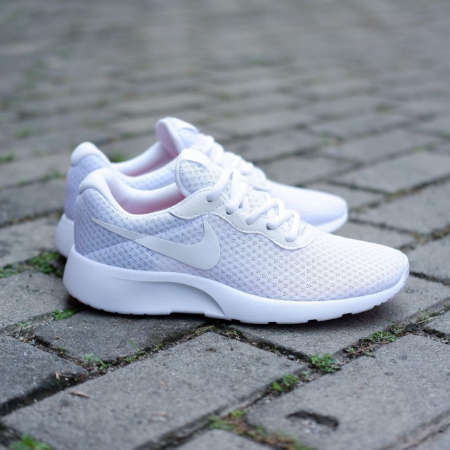 All white clearance nike tanjun