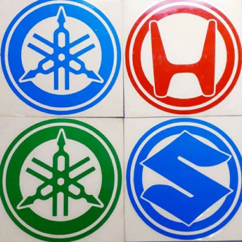 thumbnail image 2 of Yamaha Logo Fretboard Sticker - Resinated Coat Of Arms 35mm Diameter 2 of 3