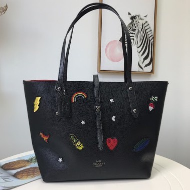 MARKET TOTE WITH SOUVENIR EMBROIDERY COACH F57077