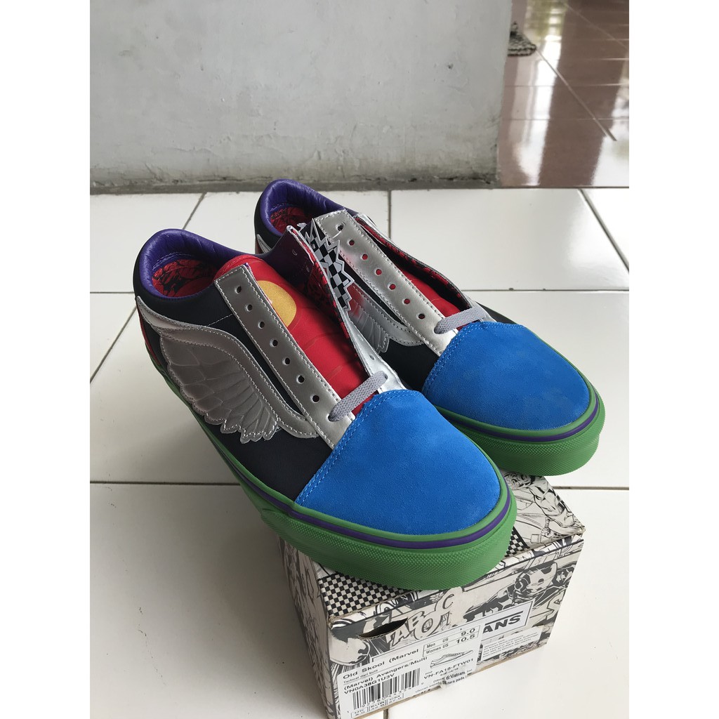 Sepatu vans marvel outlet original