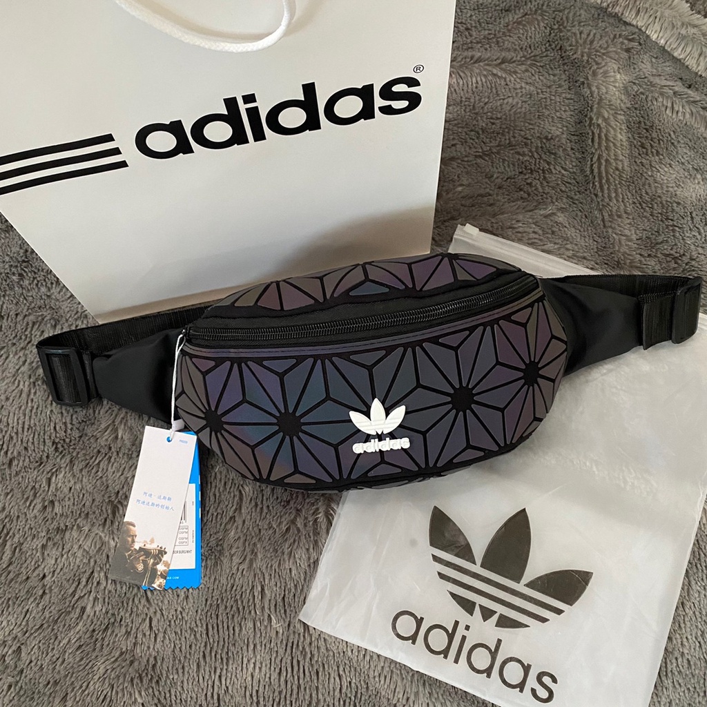 Jual TAS WAISTBAG ADIDAS ORIGINAL REFLECTIVE WAISTBAG ADIDAS ORIGINAL FULL SET WITH PAPERBAG Shopee Indonesia