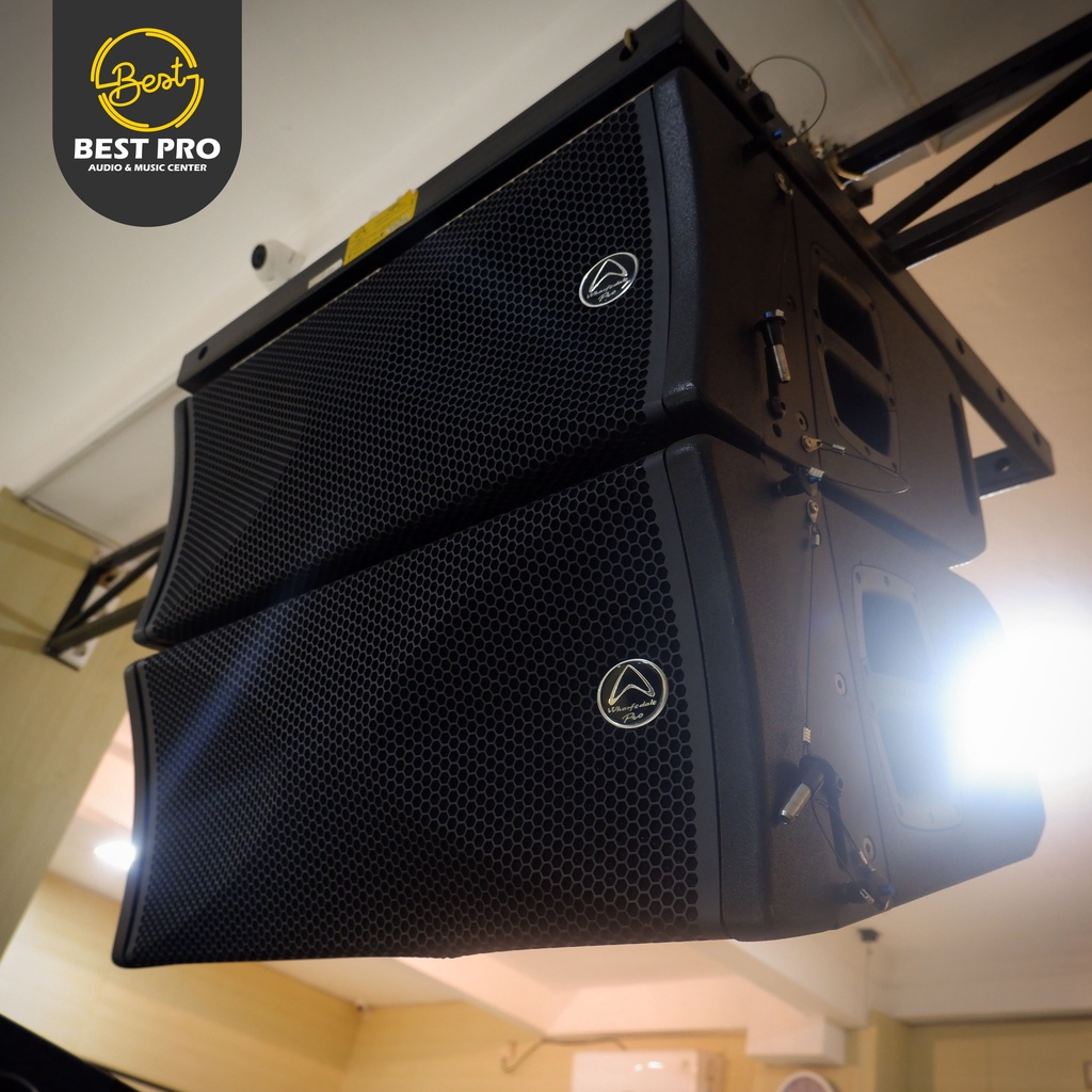 Wharfedale store line array