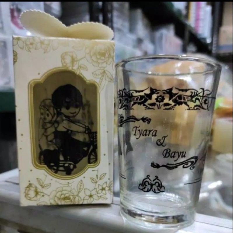 Jual Souvenir Pernikahan Gelas Jamu Bening Kemasan Box Sablon Nama Shopee Indonesia 8247