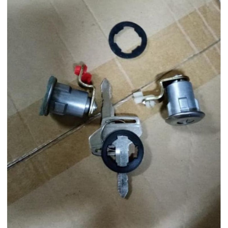 Jual Kunci pintu / kunci pintu set suzuki jimny katana | Shopee Indonesia