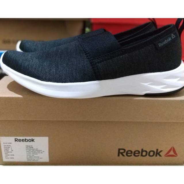 Sepatu reebok sales slip on