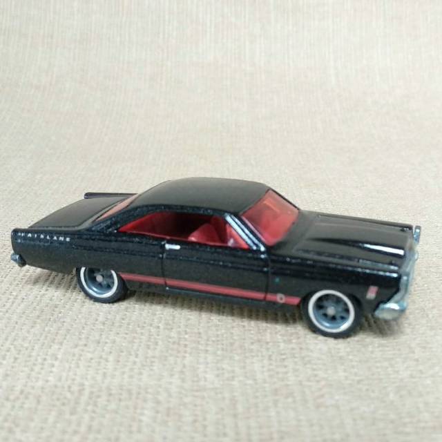 Jual Hot Wheels - 1966 Ford Fairlane GT Garage Series | Shopee