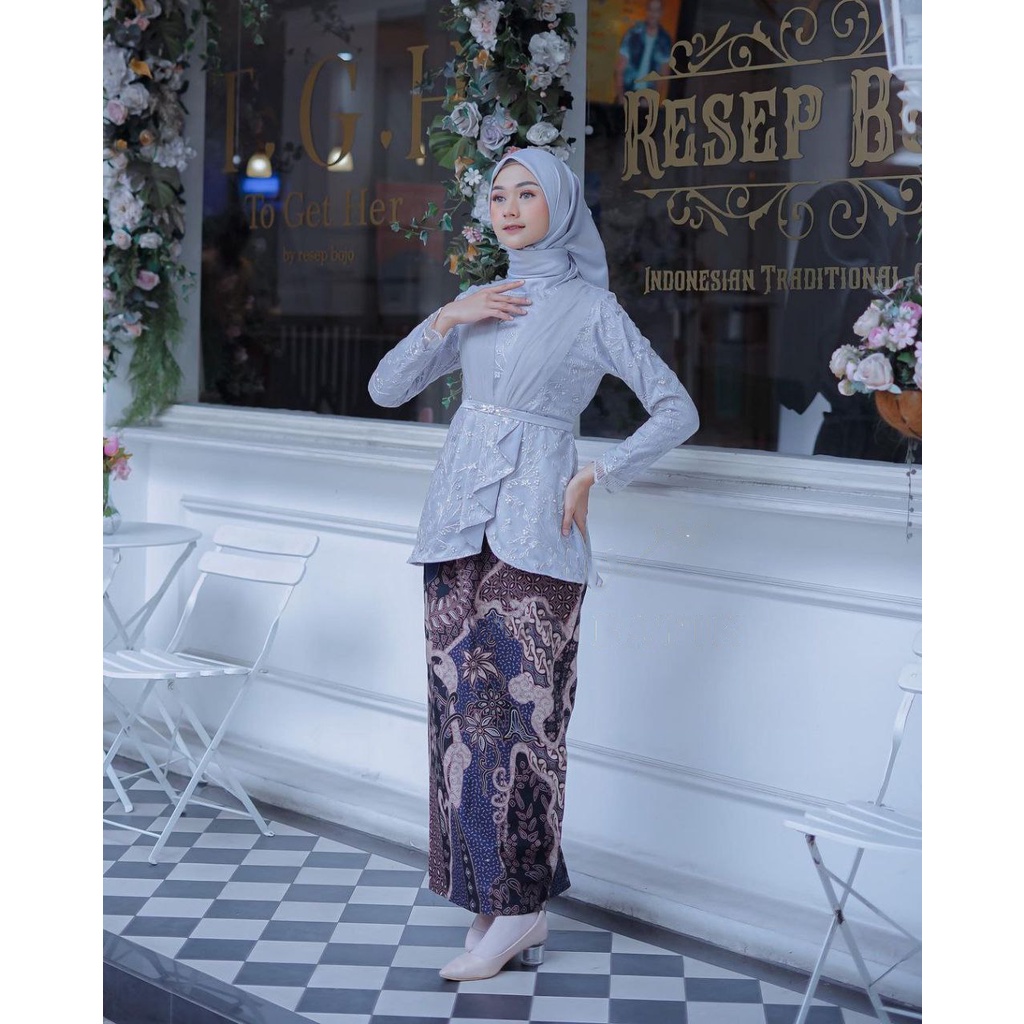 Jual Batik Couple Kebaya Modern Kebaya Wisuda Tunangan Lamaran Baju ...