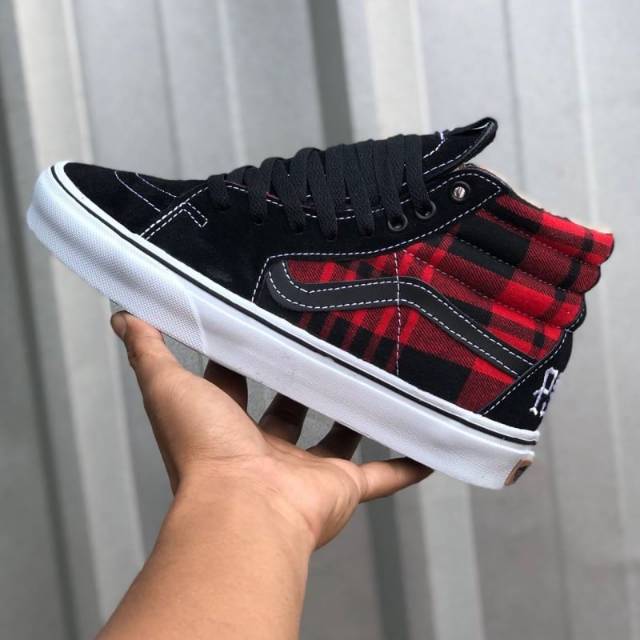 Vans sk8 clearance hi pearl jam