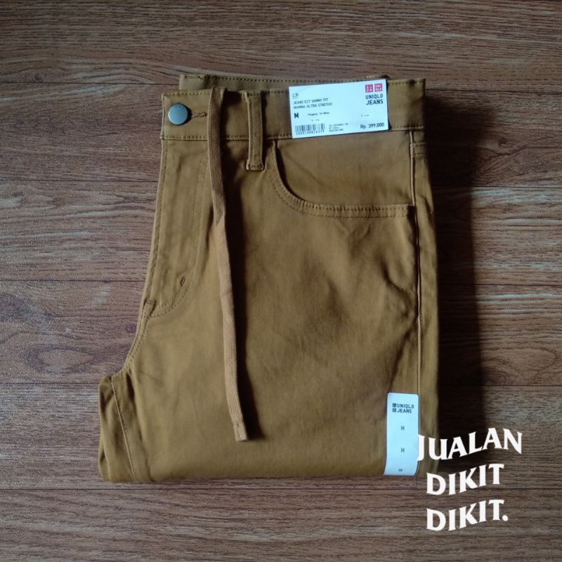 Jual Celana Uniqlo Jeans Ezy Skinny Fit Warna Ultra Stretch 100% ...