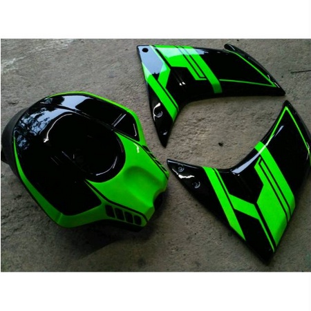 Jual cover tangki model r1 + sayap / fairing model r25 buat yamaha r15 ...