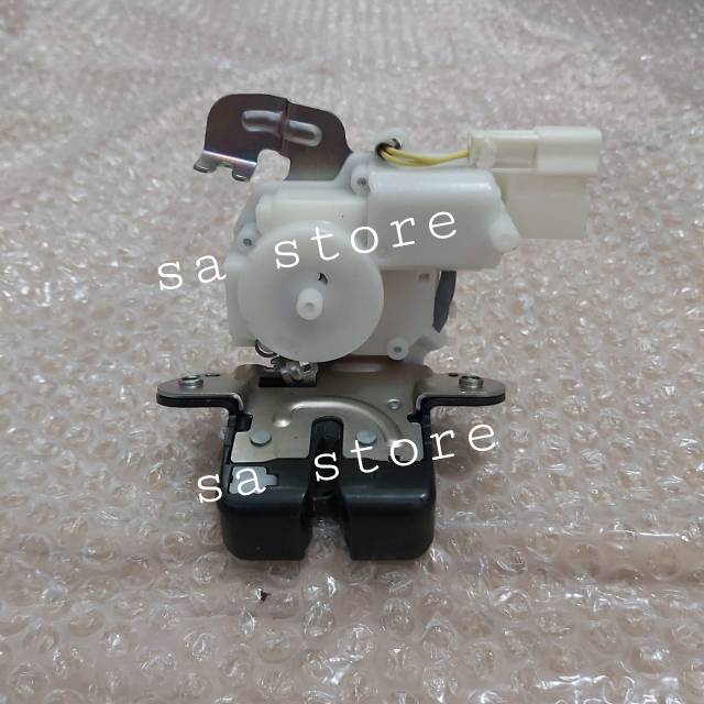 Jual door lock bagasi original Honda HRV BRV Mobilio Brio Jazz S RS GK5