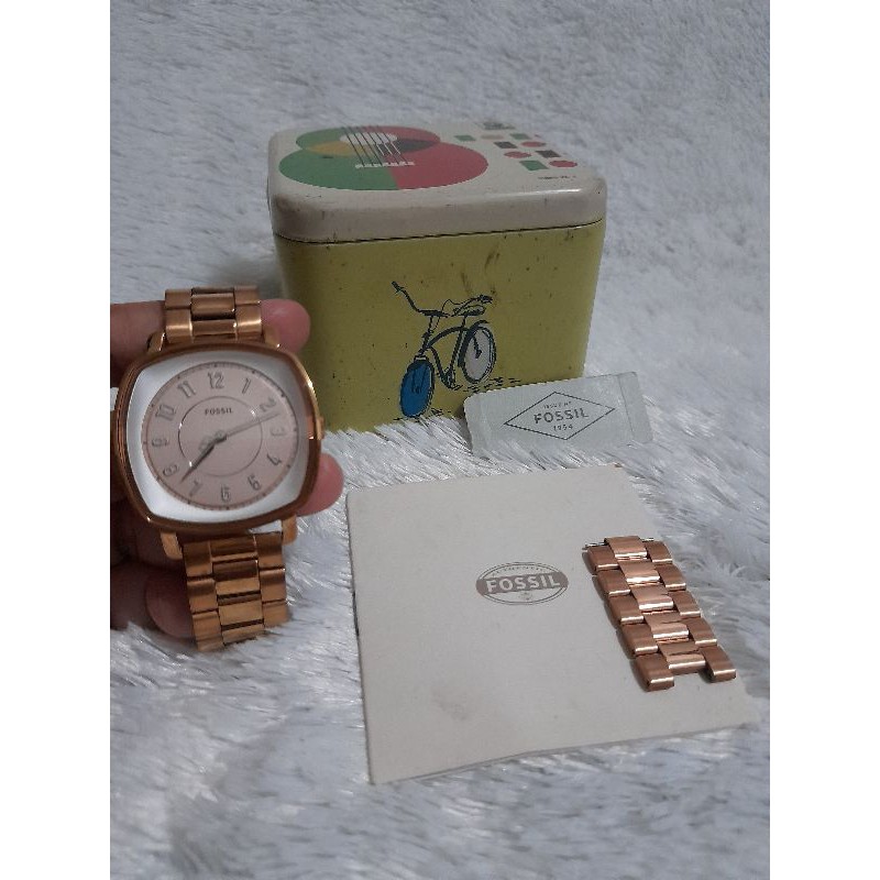 Jual jam tangan fossil idealis es4195 rose gold preloved Shopee