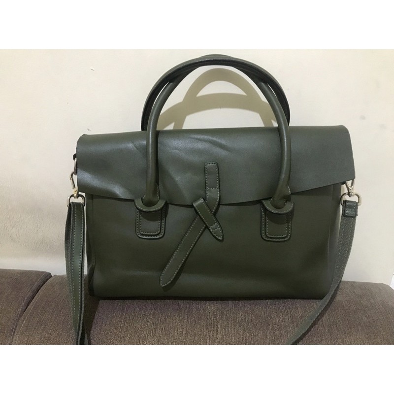 Della best sale stella bag