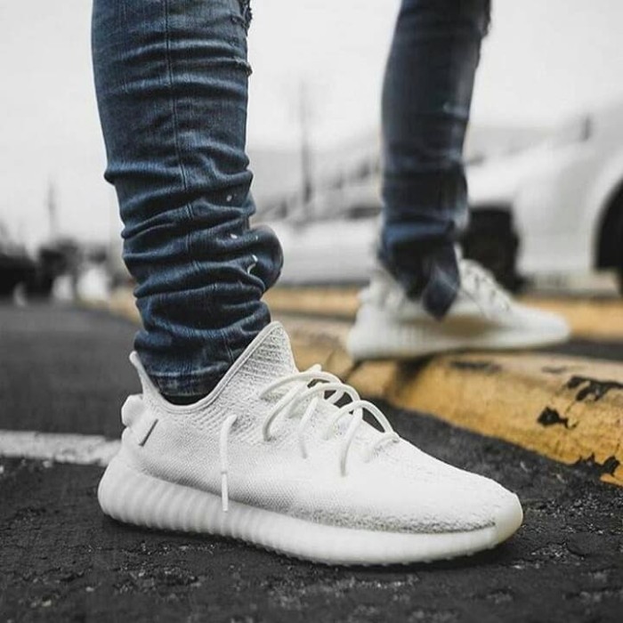 Sepatu yeezy outlet